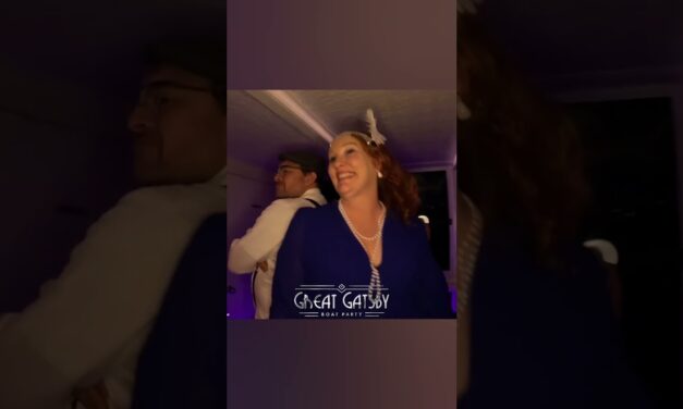 Deb & Matt Chat on YT: #Brisbane Gatsby Party Cruise #RiverCruise #fun